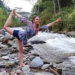 Meet your Posher, Olena